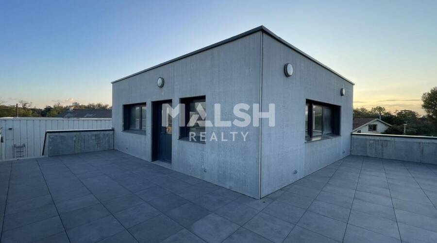 MALSH Realty & Property - Local d'activités - Carré de Soie / Grand Clément / Bel Air - Villeurbanne - 16