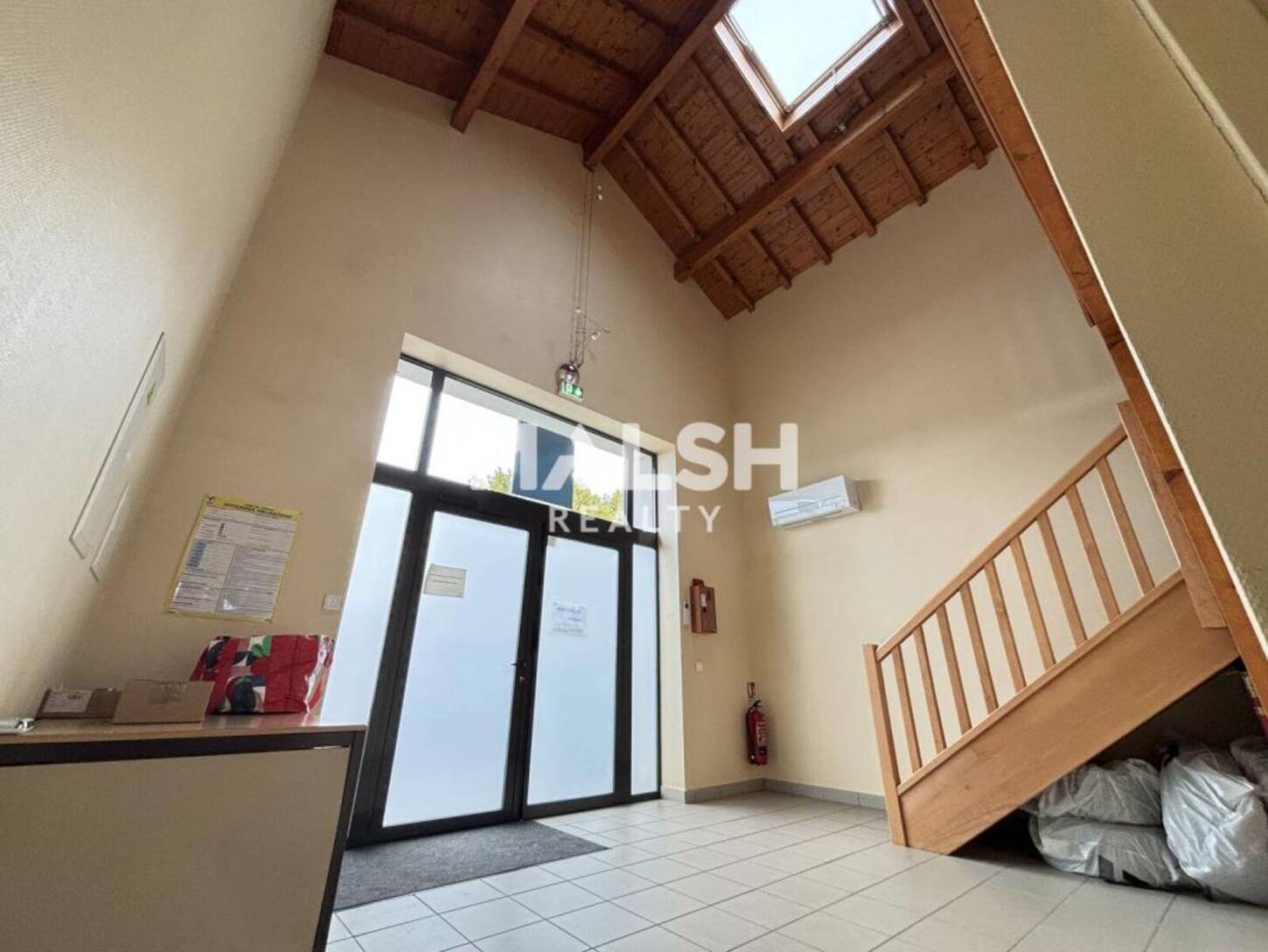 MALSH Realty & Property - Bureau - Plateau Nord / Val de Saône - Rillieux-la-Pape - 2