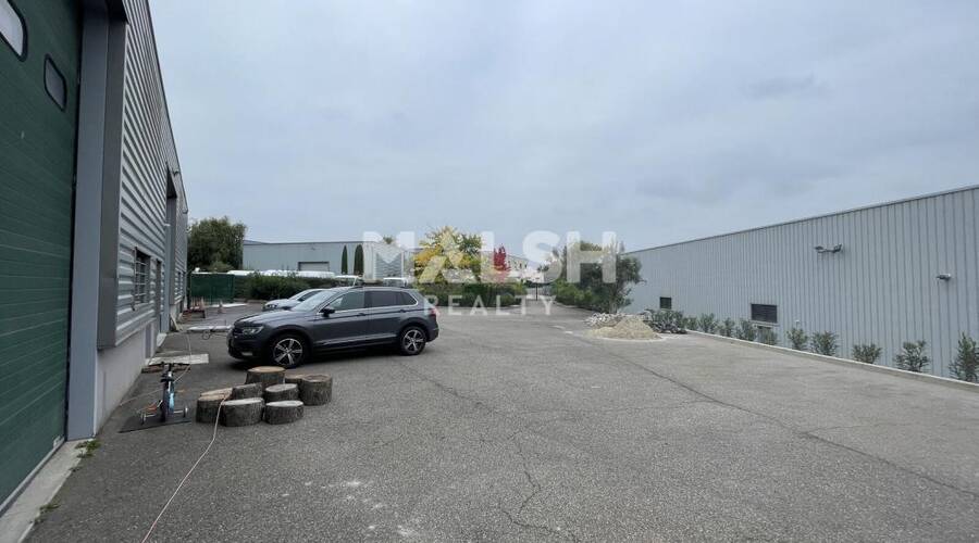 MALSH Realty & Property - Local d'activités - Taluyers - 7