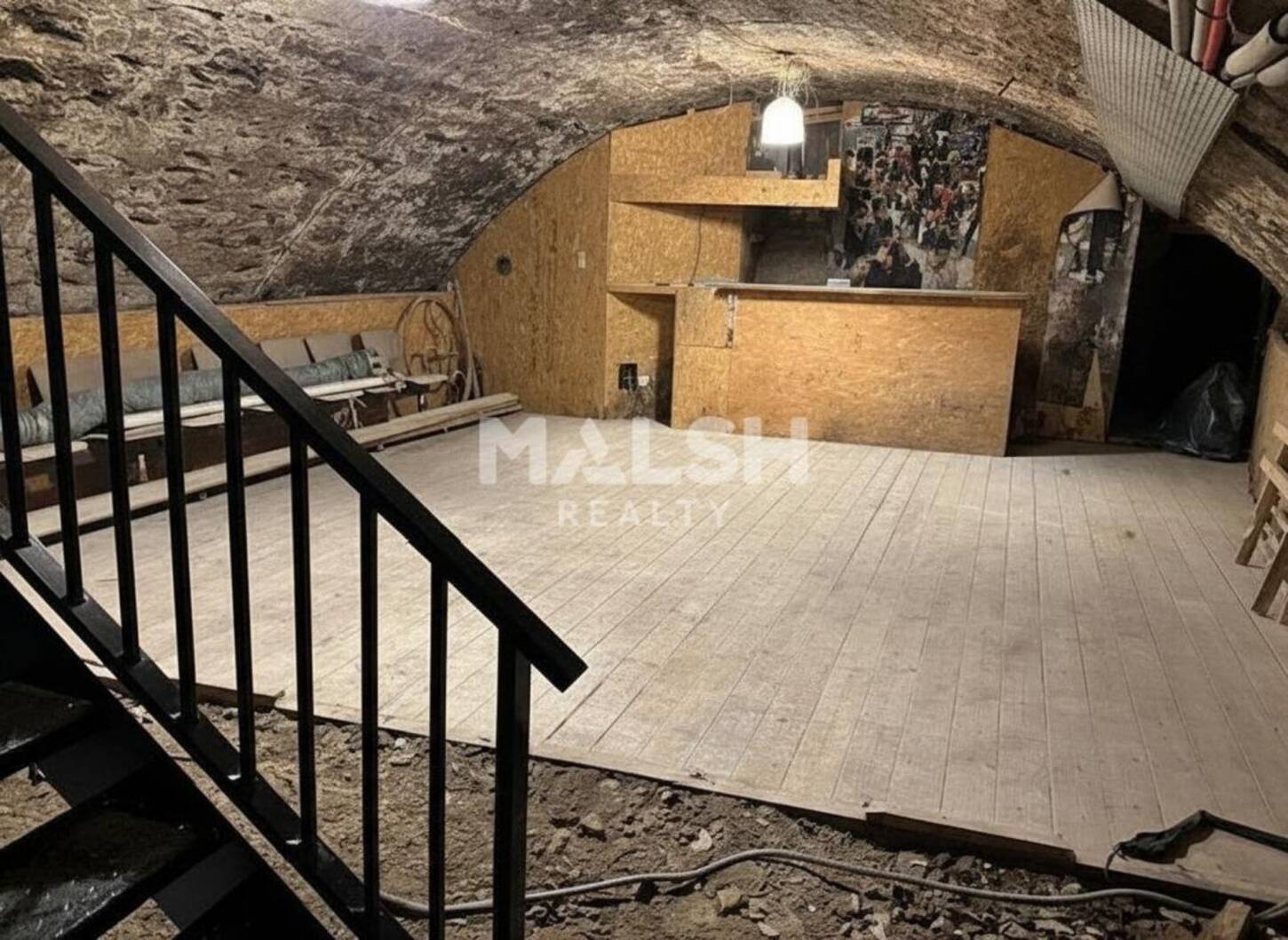MALSH Realty & Property - Local commercial - Lyon 5° - Lyon 5 - 2