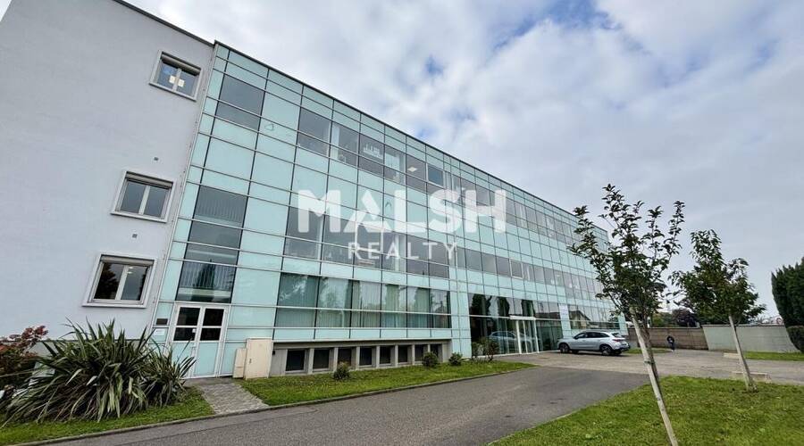 MALSH Realty & Property - Bureau - Carré de Soie / Grand Clément / Bel Air - Vaulx-en-Velin - 1