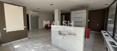 MALSH Realty & Property - Local commercial - Carré de Soie / Grand Clément / Bel Air - Villeurbanne - 2