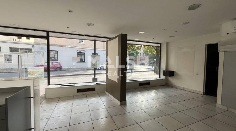 MALSH Realty & Property - Local commercial - Carré de Soie / Grand Clément / Bel Air - Villeurbanne - 6