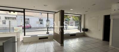 MALSH Realty & Property - Local commercial - Carré de Soie / Grand Clément / Bel Air - Villeurbanne - 6