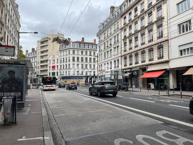 MALSH Realty & Property - Local commercial - Lyon 7° / Gerland - Lyon 7 - 1