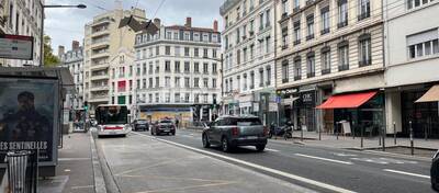 MALSH Realty & Property - Local commercial - Lyon 7° / Gerland - Lyon 7 - 1