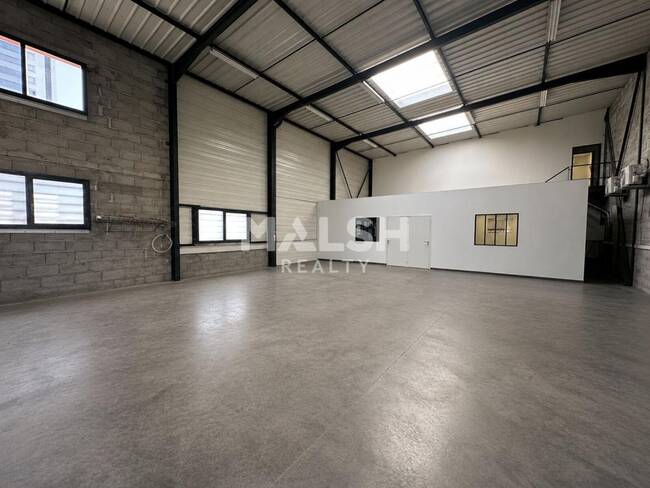 MALSH Realty & Property - Local d'activités - Lyon Sud Est - Vénissieux - 1
