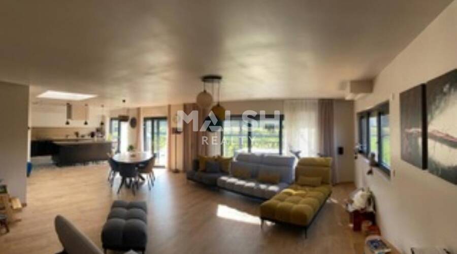 MALSH Realty & Property - Local d'activités - Extérieurs SUD  (Vallée du Rhône) - Chasselay - 12