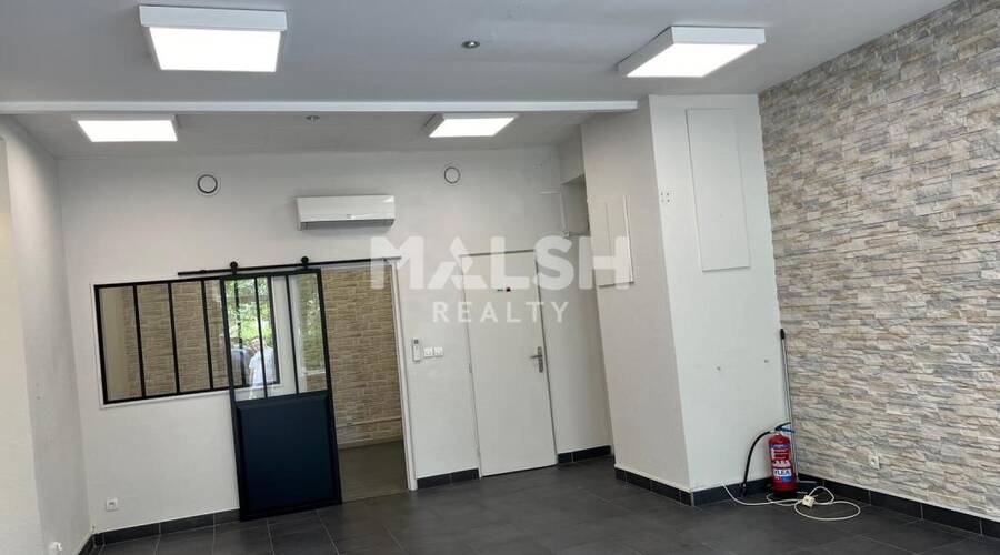 MALSH Realty & Property - Local commercial - Carré de Soie / Grand Clément / Bel Air - Villeurbanne - 3