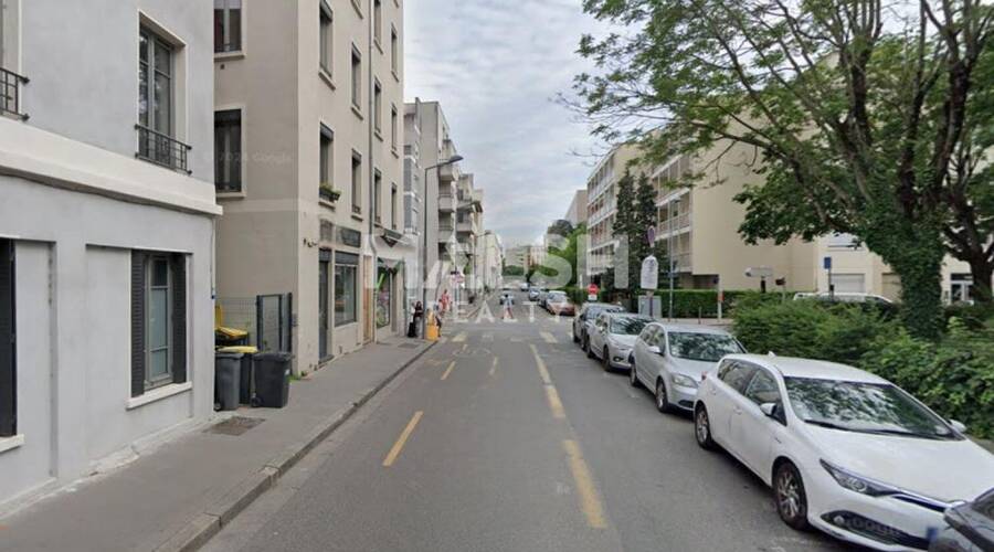 MALSH Realty & Property - Local commercial - Carré de Soie / Grand Clément / Bel Air - Villeurbanne - 4