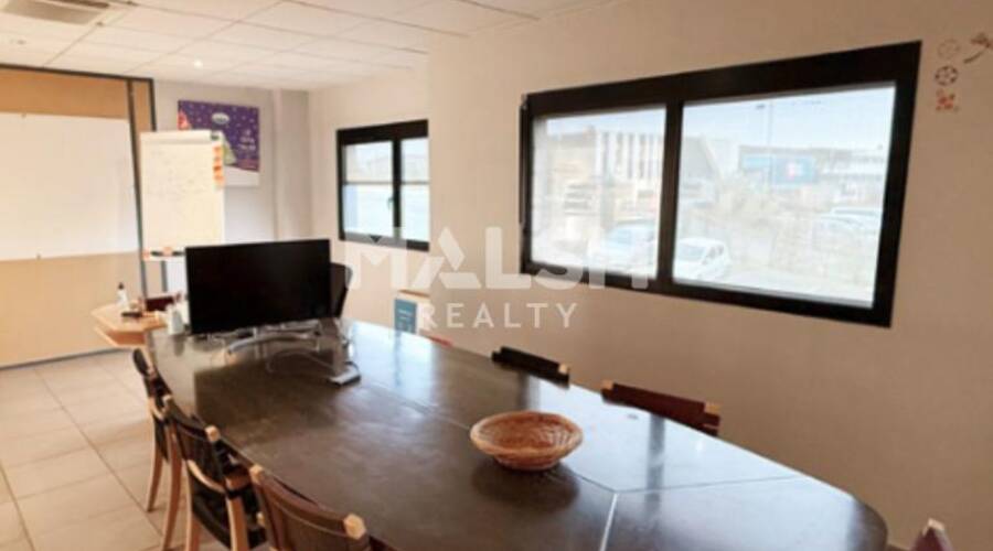 MALSH Realty & Property - Local d'activités - Extérieurs OUEST (Tarare / Arbresle) - Bully - 6