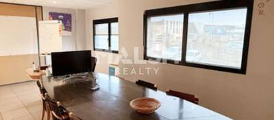 MALSH Realty & Property - Local d'activités - Extérieurs OUEST (Tarare / Arbresle) - Bully - 6