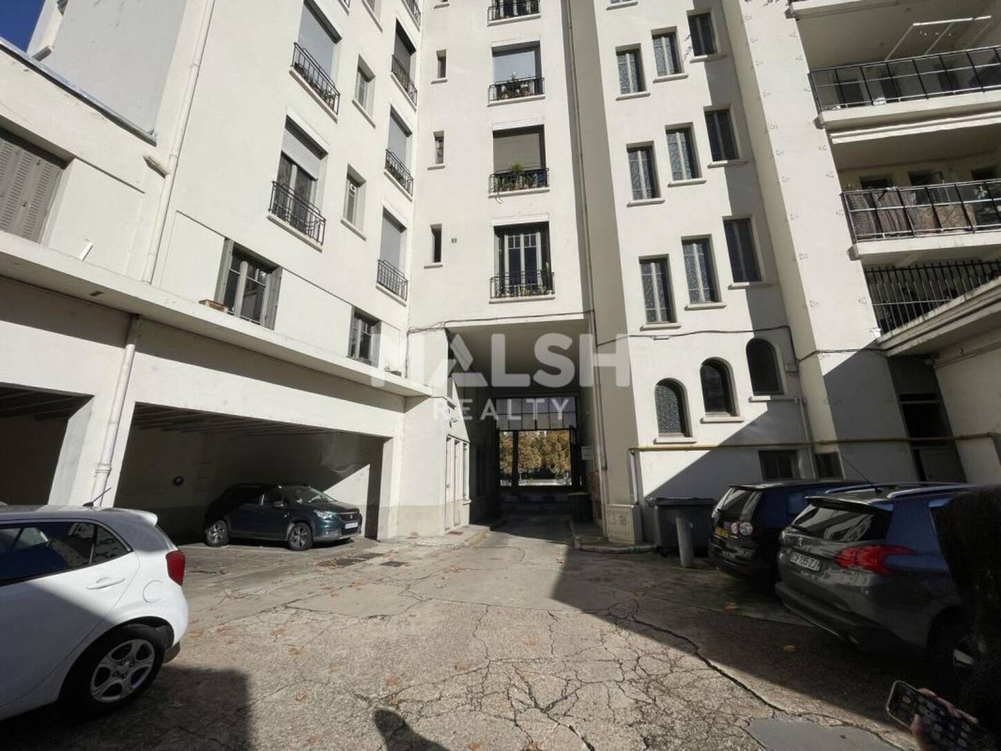 MALSH Realty & Property - Local commercial - Lyon 9° / Vaise - Lyon 9 - 2