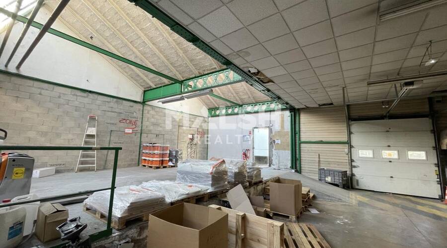 MALSH Realty & Property - Local d'activités - Carré de Soie / Grand Clément / Bel Air - Villeurbanne - 3