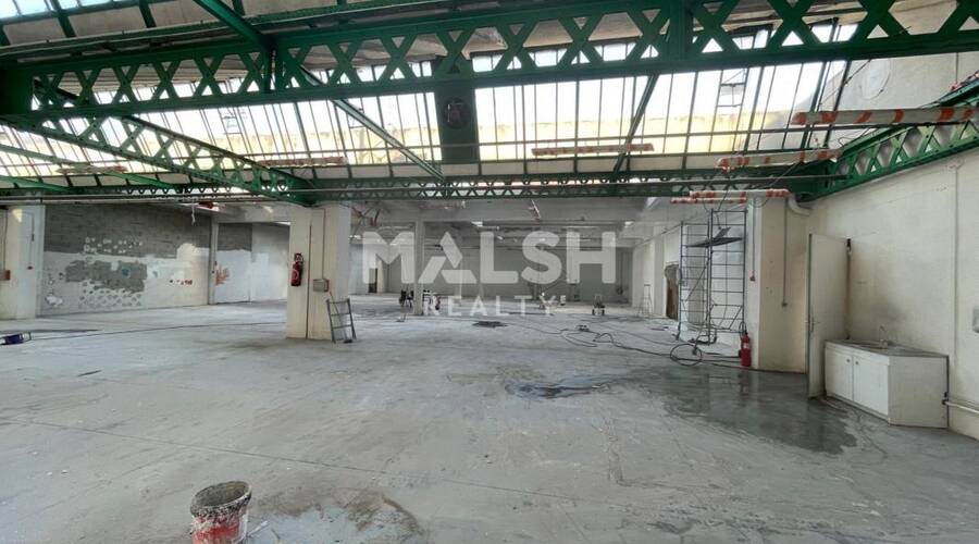 MALSH Realty & Property - Local d'activités - Carré de Soie / Grand Clément / Bel Air - Villeurbanne - 13