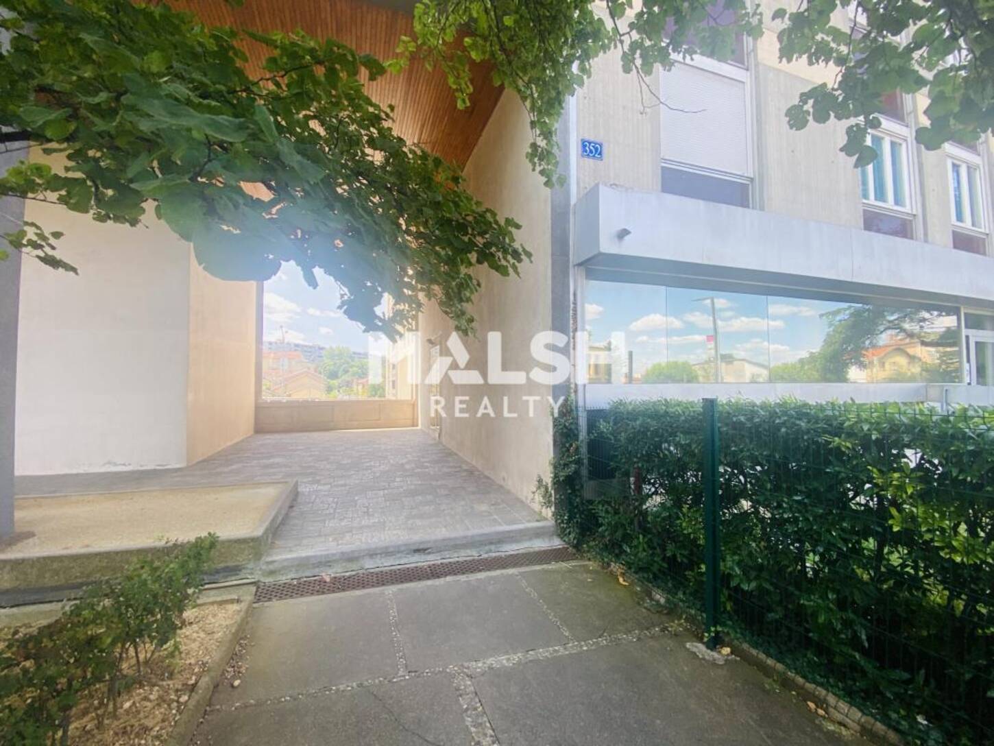 MALSH Realty & Property - Bureau - Carré de Soie / Grand Clément / Bel Air - Villeurbanne - 2