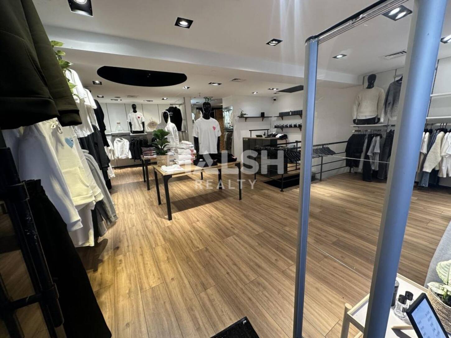 MALSH Realty & Property - Local commercial - Lyon - Presqu'île - Lyon 2 - 2