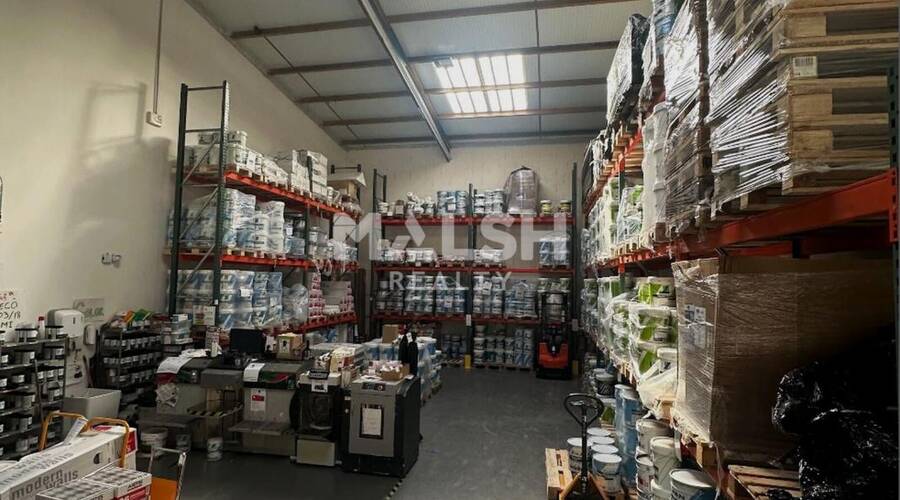 MALSH Realty & Property - Local d'activités - Carré de Soie / Grand Clément / Bel Air - Vaulx-en-Velin - 3