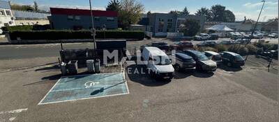 MALSH Realty & Property - Local d'activités - Carré de Soie / Grand Clément / Bel Air - Vaulx-en-Velin - 12