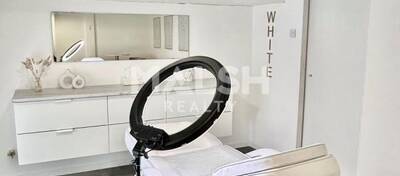 MALSH Realty & Property - Local commercial - Lyon 6° - Lyon 3 - 7