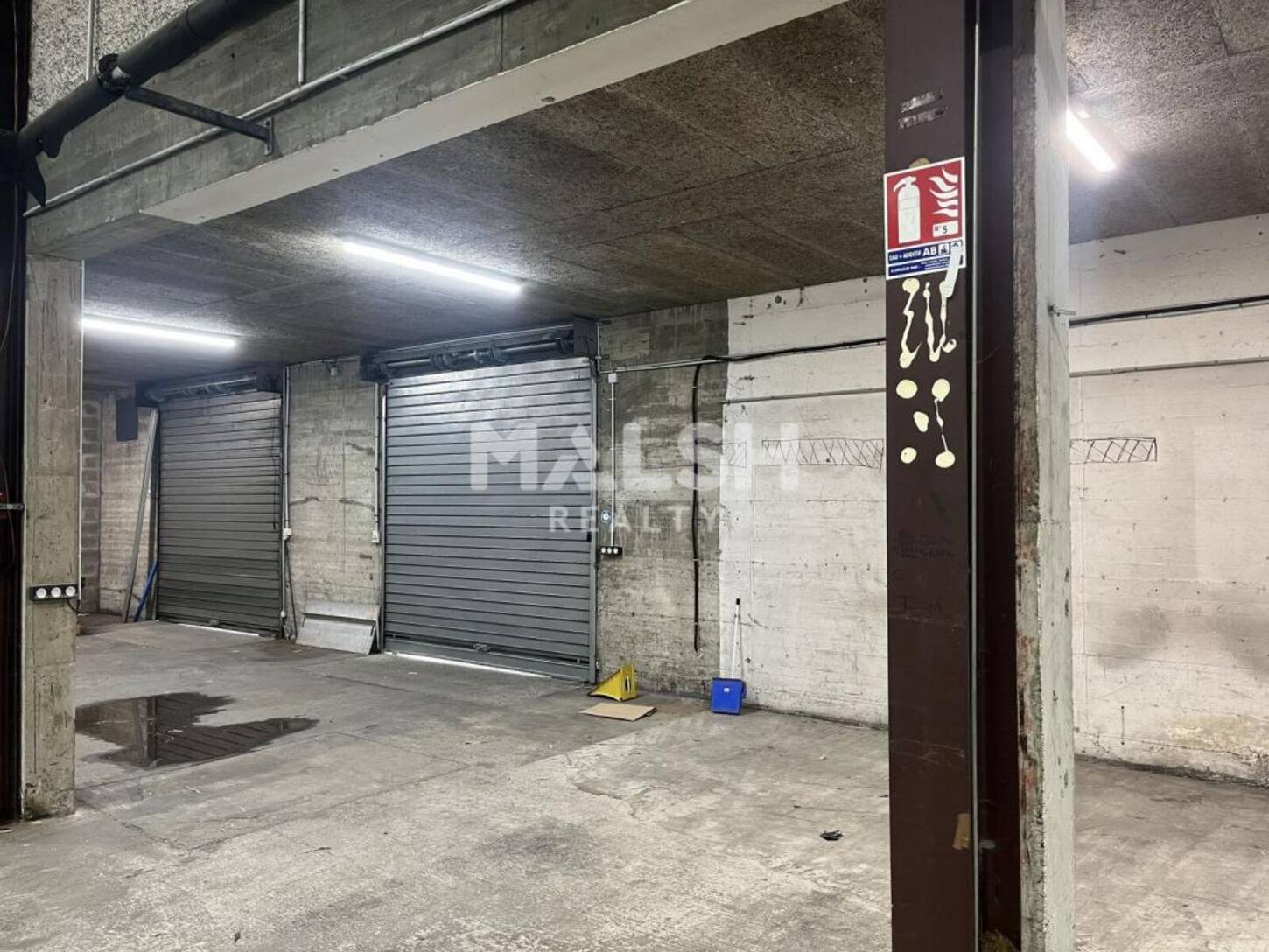 MALSH Realty & Property - Local d'activités - Lyon EST (St Priest /Mi Plaine/ A43 / Eurexpo) - Genas - 2