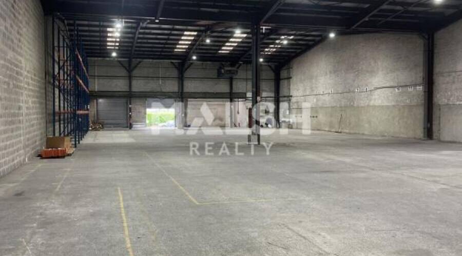 MALSH Realty & Property - Local d'activités - Lyon EST (St Priest /Mi Plaine/ A43 / Eurexpo) - Genas - 3