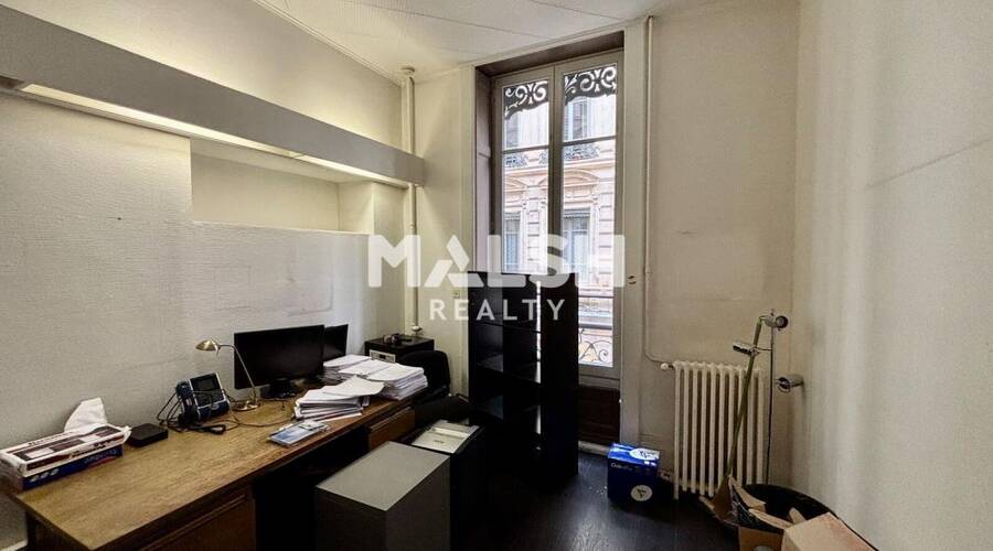 MALSH Realty & Property - Bureau - Lyon 1 - Lyon 2 - 9