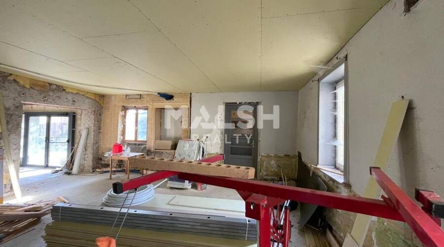 MALSH Realty & Property - Local commercial - Plaine de l'Ain - Chazey-sur-Ain - 2