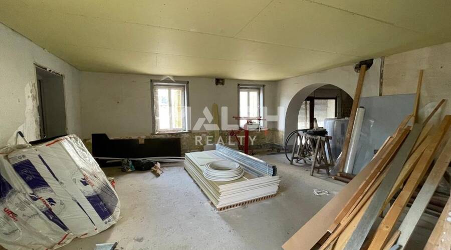 MALSH Realty & Property - Local commercial - Plaine de l'Ain - Chazey-sur-Ain - 3