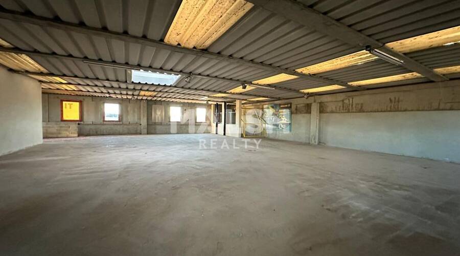 MALSH Realty & Property - Local d'activités - Extérieurs NORD (Villefranche / Belleville) - Anse - 6