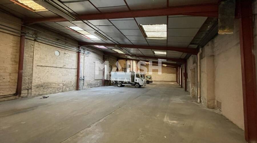 MALSH Realty & Property - Local d'activités - Carré de Soie / Grand Clément / Bel Air - Villeurbanne - 3