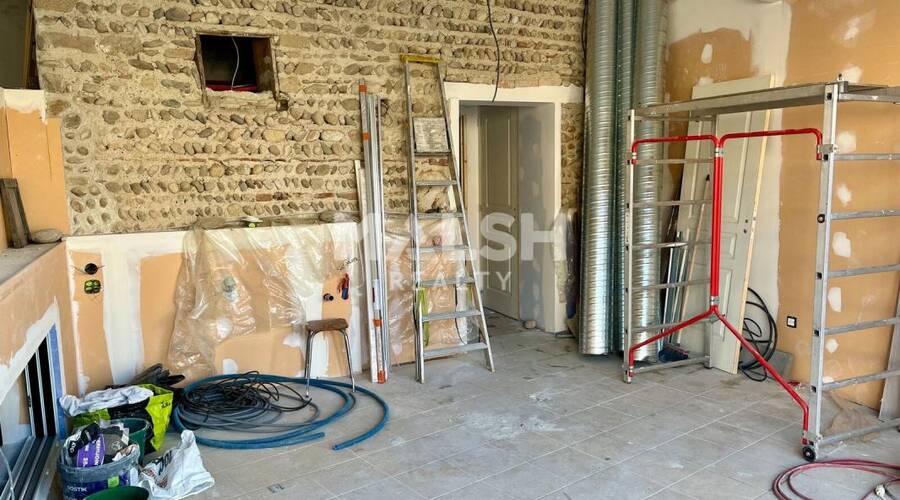 MALSH Realty & Property - Local commercial - Plateau Nord / Val de Saône - Caluire-et-Cuire - 1