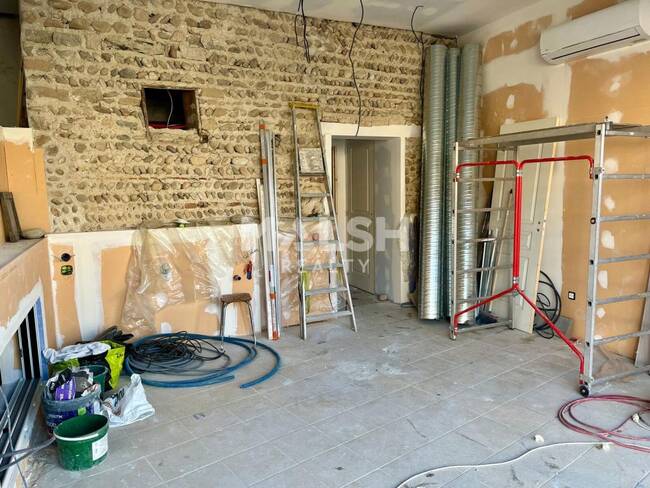 MALSH Realty & Property - Local commercial - Plateau Nord / Val de Saône - Caluire-et-Cuire - 1