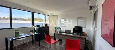 MALSH Realty & Property - Local d'activités - Extérieurs NORD (Villefranche / Belleville) - Limas - 7