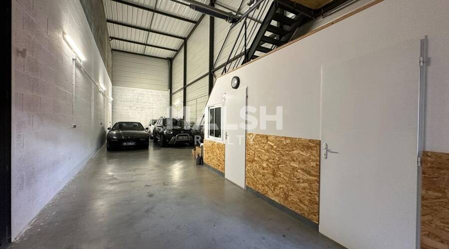 MALSH Realty & Property - Local d'activités - Extérieurs NORD (Villefranche / Belleville) - Limas - 4