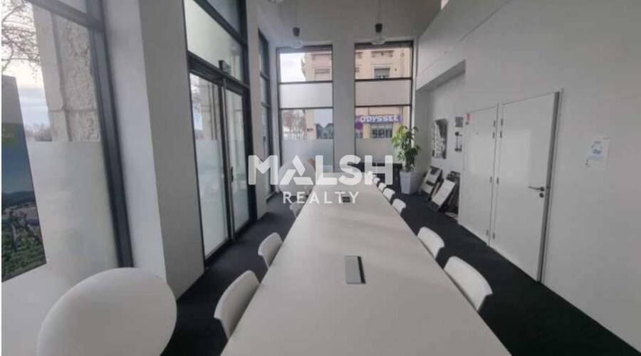 MALSH Realty & Property - Bureau - Lyon 2° / Confluence - Lyon 2 - 17