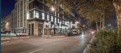 MALSH Realty & Property - Bureau - Lyon 2° / Confluence - Lyon 2 - 23