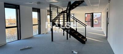 MALSH Realty & Property - Bureau - Lyon 2° / Confluence - Lyon 2 - 3