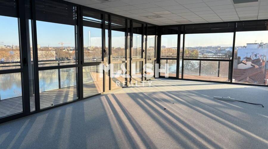 MALSH Realty & Property - Bureau - Lyon 2° / Confluence - Lyon 2 - 7