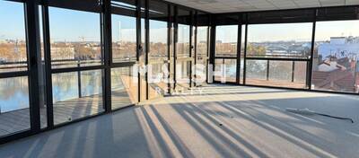 MALSH Realty & Property - Bureau - Lyon 2° / Confluence - Lyon 2 - 7