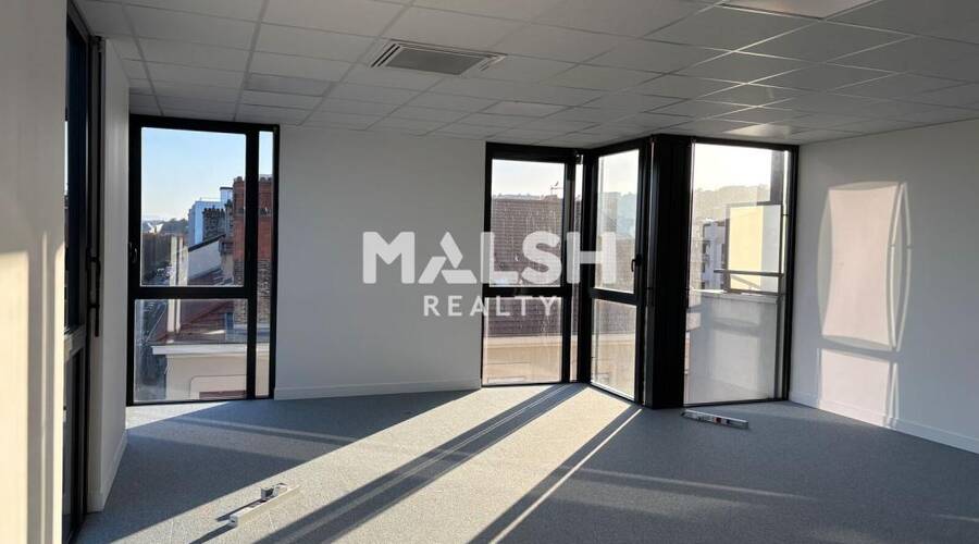 MALSH Realty & Property - Bureau - Lyon 2° / Confluence - Lyon 2 - 5