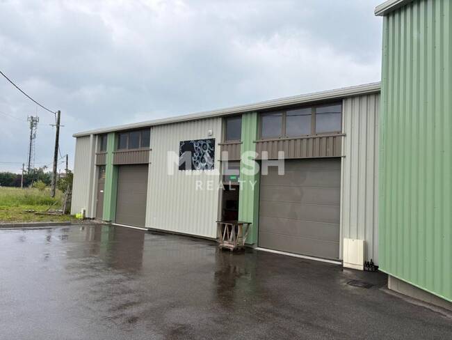 MALSH Realty & Property - Local d'activités - Extérieurs NORD (Villefranche / Belleville) - Civrieux - 1