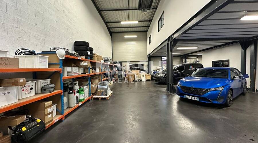 MALSH Realty & Property - Local d'activités - Lyon Nord Est (Rhône Amont) - Décines-Charpieu - 3