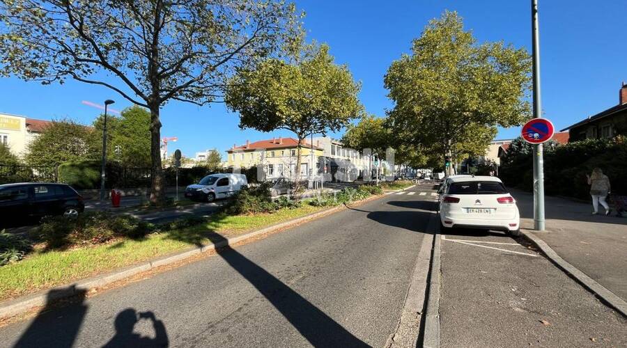 MALSH Realty & Property - Local commercial - Lyon Sud Est - Vénissieux - 9