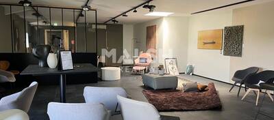 MALSH Realty & Property - Local commercial - Lyon EST (St Priest /Mi Plaine/ A43 / Eurexpo) - Saint-Priest - 1