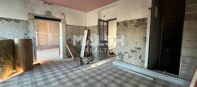 MALSH Realty & Property - Local commercial - Carré de Soie / Grandclément / Bel Air - Villeurbanne - 3