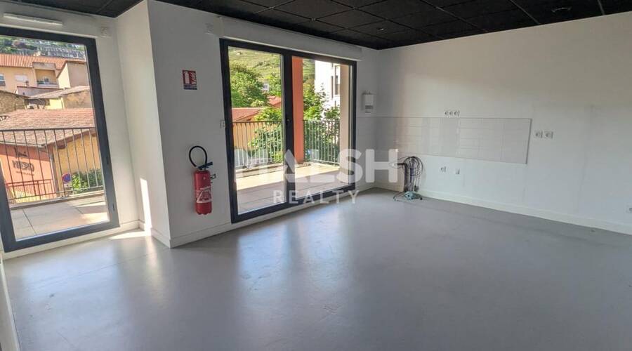 MALSH Realty & Property - Bureau - Extérieurs SUD (Vallée du Rhône) - Condrieu - 5