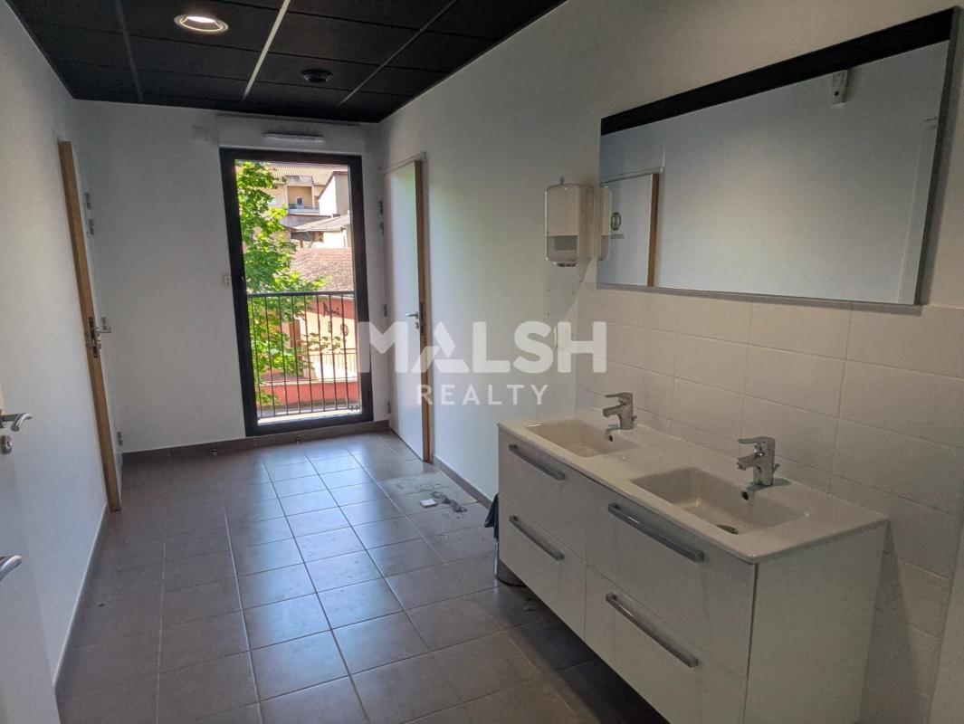 MALSH Realty & Property - Bureau - Extérieurs SUD (Vallée du Rhône) - Condrieu - 3