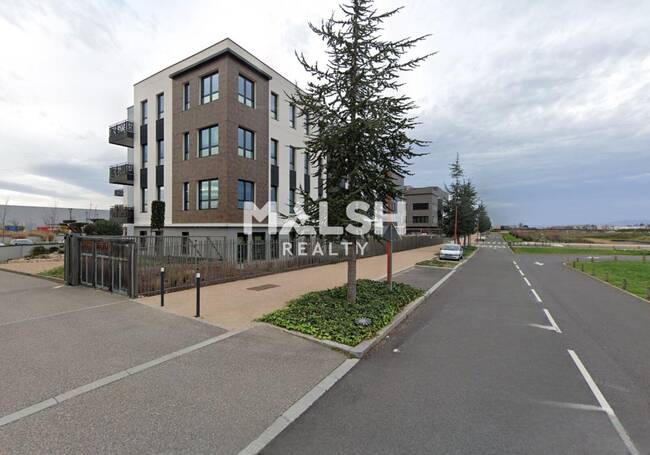 MALSH Realty & Property - Bureau - Lyon EST (St Priest /Mi Plaine/ A43 / Eurexpo) - Genas - 1