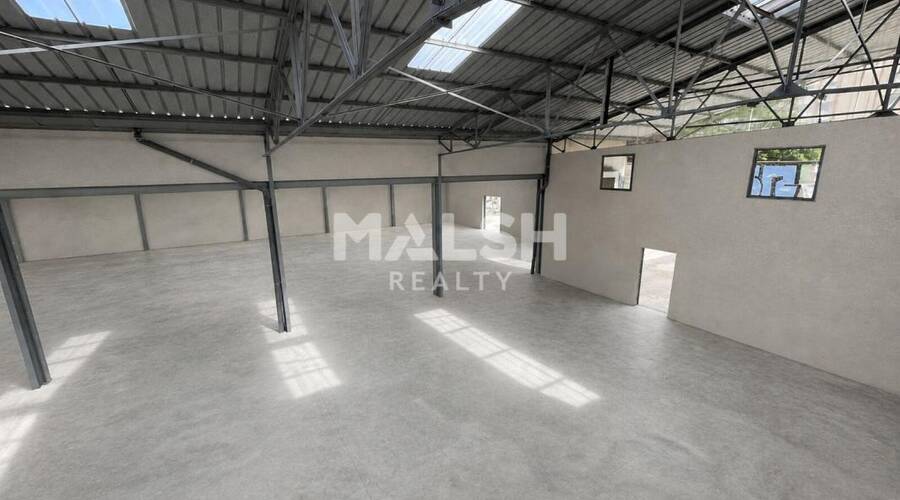 MALSH Realty & Property - Local d'activités - Carré de Soie / Grand Clément / Bel Air - Villeurbanne - 3